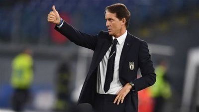 مانشيني على بعد خطوة من تحقيق رقم قياسي مع إيطاليا 