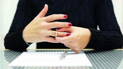 خطوات لإعادة ثقتك بنفسك بعد الطلاق