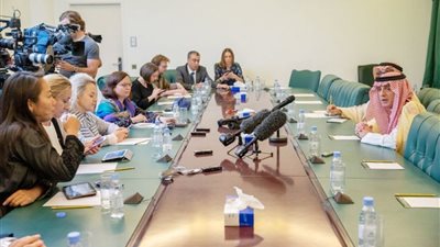 الجبير يلتقي عددا من الصحفيين في أبرز وسائل الإعلام الروسية