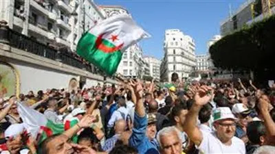 بسبب قانون النفط الجديد.. تفاصيل تظاهرات الشعب الجزائري 