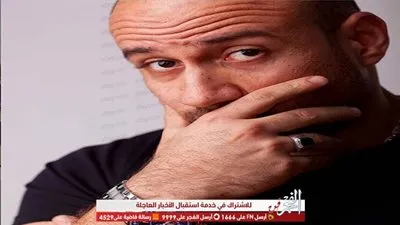 أحمد مكي يشوق جمهوره لمسرحيته الجديدة 