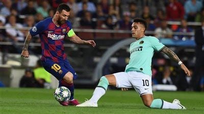 برشلونة يخطف مهاجم الأرجنتين بثغرة في عقده