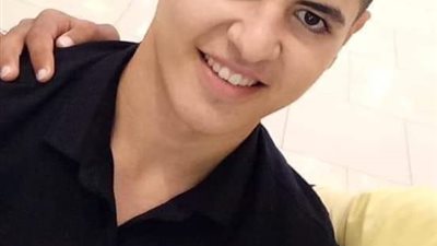 تجمهر أهالي أشمون لمباركة نائبهم عقب رجوع نجله (فيديو)