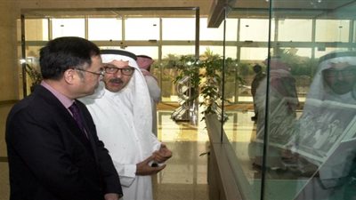 السفير الصيني يزور مكتبة الملك عبدالعزيز العامة بالرياض