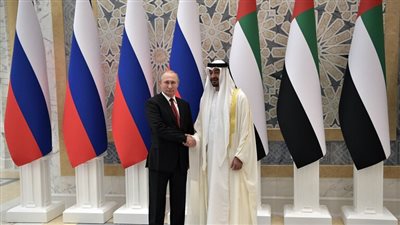 أبرزها في حقل الطاقة.. موسكو وأبوظبي توقعان حزمة واسعة من الاتفاقات