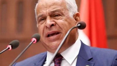 فرج عامر يفتح النار على اتحاد الكرة