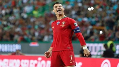 رونالدو يعلق على وصوله للهدف ال 700 في مسيرته