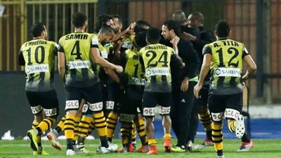 عاجل.. المقاولون العرب يهدد بالانسحاب من الدوري بسبب القمة