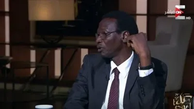 بطل منتخب قطر: اتهموني بمحاولة الانقلاب.. وتعرضت للتعذيب (فيديو)