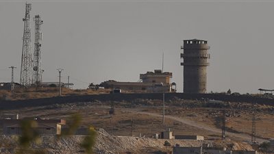 الجيش الأمريكي ينفذ غارات جوية لتدمير الذخيرة التي خلفها في سوريا