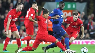 نجما مانشستر يونايتد يغيبان أمام ليفربول