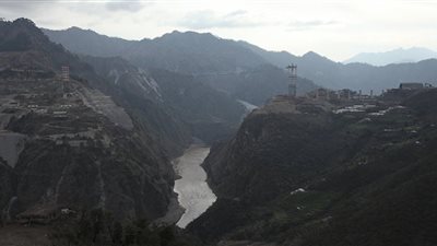 باكستان تستبعد المشاركة الدبلوماسية مع الهند بسبب قرارها بشأن كشمير