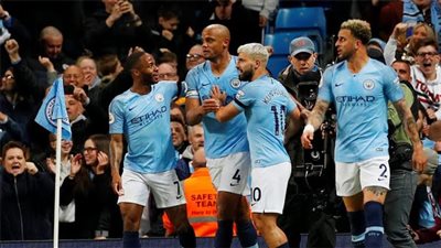 نجم مانشستر سيتي يعود للتدريبات