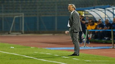 بعد التعادل السلبي.. ديسابر يكشف عن نقطة ضعف بيراميدز أمام سموحة