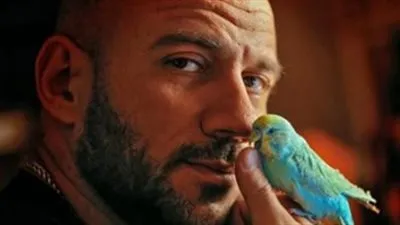 بكلمات مُبكية.. نجوم الفن يرثون والد النجم أحمد مكي (صور)