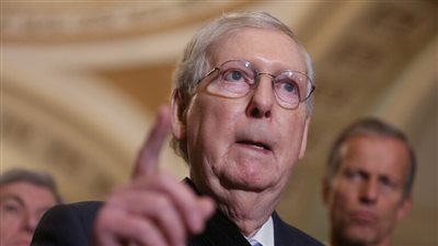 سيناتور أمريكي عن قرار سحب القوات الأمريكية من سوريا: خطأ استراتيجي