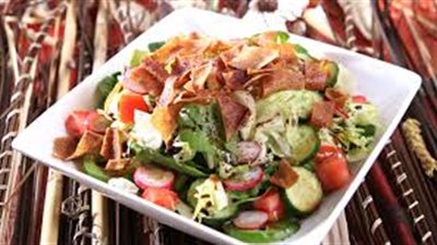 حضري الفتوش بدبس الرمان.. وصفة سهلة 