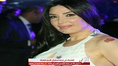 بصحبة دينا الشربيني.. عبير صبري تهنئ عبير منير لزفاف ابنتها