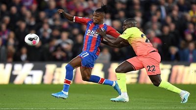مانشستر سيتي يفوز على كريستال بالاس بثنائية في الدوري الإنجليزي