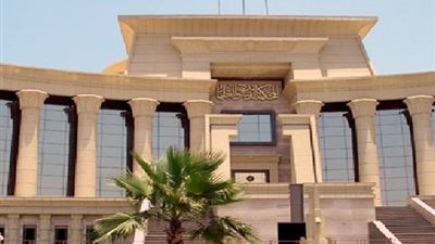 شاهد.. كواليس لم تعرض من قبل عن محاصرة الإخوان للمحكمة الدستورية في عهد مرسي