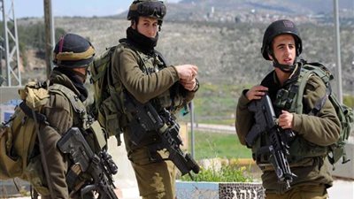 جيش الاحتلال يعلن إصابة أحد جنوده باشتباكات عنيفة في الضفة الغربية
