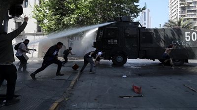 مقتل 3 أشخاص على الأقل في أعمال شغب بتشيلي