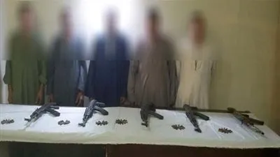 ضبط 5 أشخاص لحيازتهم بنادق آلية بخصومة ثأرية في أسيوط