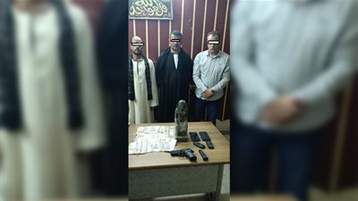 القبض على 3 أشخاص بحوزتهم تمثال أثري في التبين