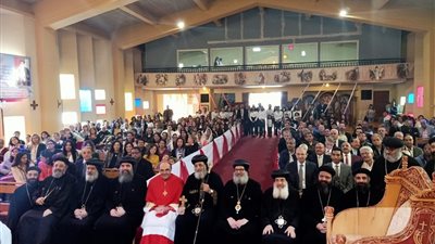 البابا يلتقي الكاردينال الفرنسي فيليب بارباران 