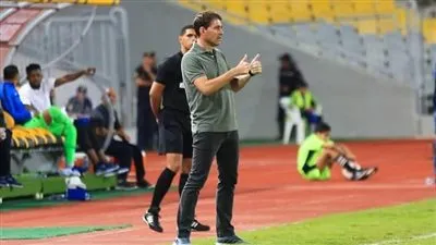 فايلر يوافق على تمديد عقود رباعي الأهلي 