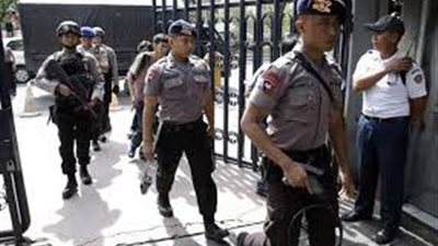 إندونيسيا: اعتقال 4 أجانب بتهمة تهريب المخدرات إلى منتجع جزيرة بالي