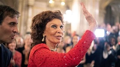 صوفيا لورين تحصد جائزة الثقافة الأوروبية في فيينا (صور)