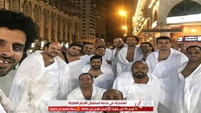 أبطال مسرح مصر يؤدون مناسك العمرة خلال تواجدهم بالسعودية 