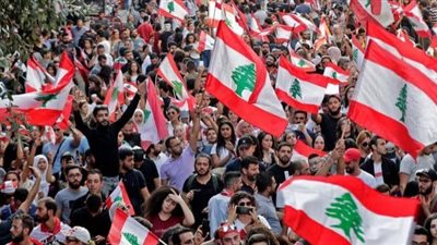 لليوم السادس على التوالي..المظاهرات تتواصل في لبنان