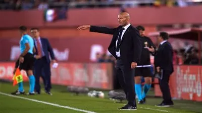 زيدان: أريد ريال مدريد للأبد