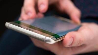 قريبا.. تطوير بطارية غير قابلة للاشتعال ببحد من انفجار الهواتف