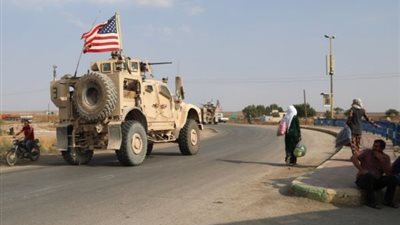 العراق: القوات الأمريكية المنسحبة من سوريا ليس لديها تصريح بالبقاء