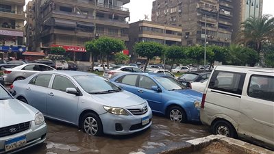 طقس اليوم.. الأمطار تحول شوارع مدينة نصر لـ