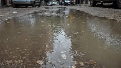 الطقس اليوم.. أمطار غزيرة تضرب القاهرة وتعلن بدء الشتاء مبكرا (صور) 