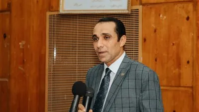 عميد آداب الفيوم: السيسي وضع القارة في موقف الند وليس التابع