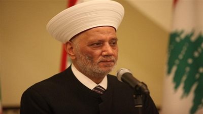 مفتي لبنان يدعو المسؤولين للنظر بإيجابية إلى مطالب الشعب