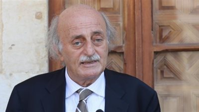 جنبلاط: أفضل حل يكمن في الإسراع بالتعديل الوزاري في لبنان