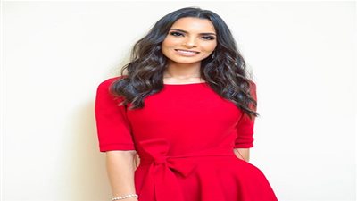 كارمن سليمان بإطلالة جذابة وناعمة على 