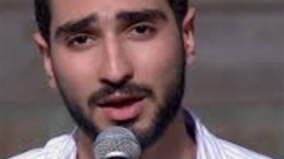 عمرو حسن يشيد بأداء الشرنوبي في 