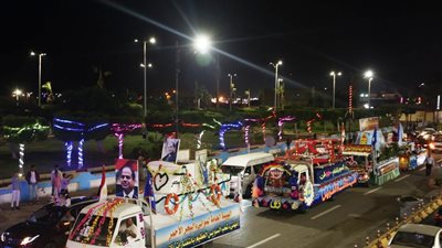 كرنفال عربات الزهور بمناسبة مرور ٤٦ عامًا على انتصارات السويس في 24 أكتوبر (صور)