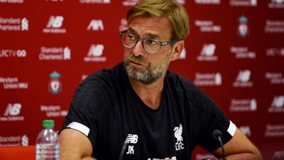 يورجن كلوب: علينا احترام توتنهام فهم لم ينسوا كرة القدم بعد