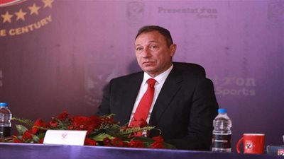 بحضور الخطيب.. الأهلي يعقد اجتماعا بالشيخ زايد