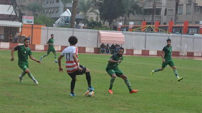 بلدية المحلة يهزم ديرب نجم بثلاثية وسط الأمطار