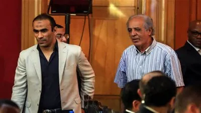 الأهلي يفاجئ نجمه بقرار ناري 