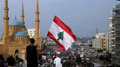 الجيش اللبناني يزيل بعض الحواجز في بيروت